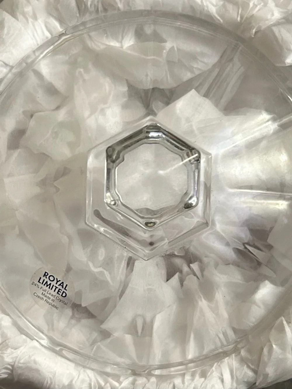Royal Limited 24%Full Lead Crystal Tulip Biscuit Barrel - Czech Republi